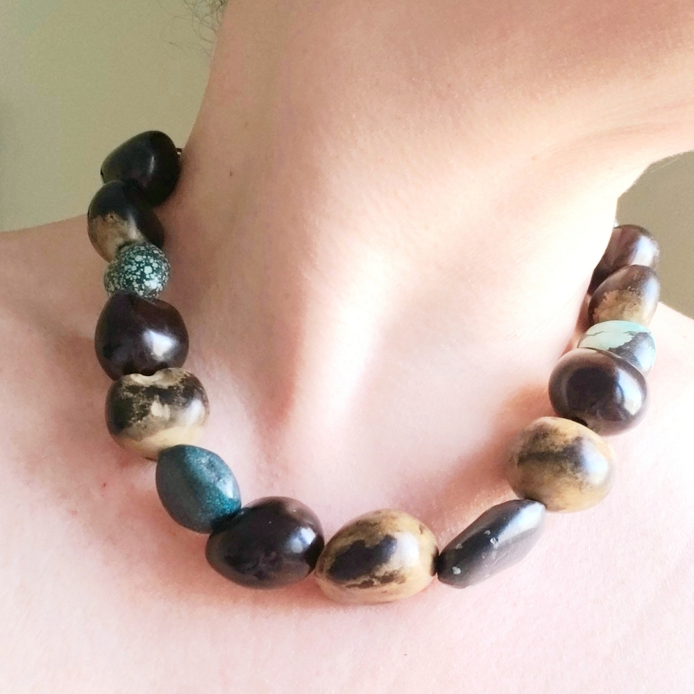 Costume necklace
